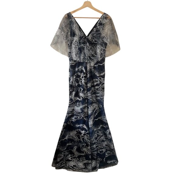 Marchesa Notte Glitter Tulle Cape Sleeve Side Slit Maxi‎ Gown Navy Silver Size 6 - Picture 3 of 15